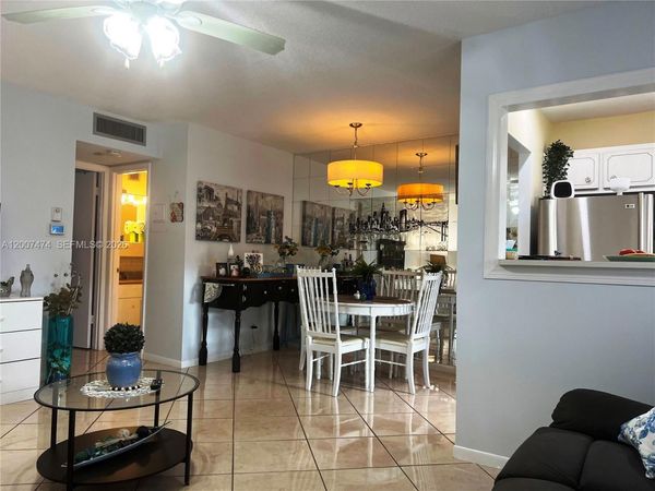 5300 Washington St, Unit H137, Hollywood, FL 33021