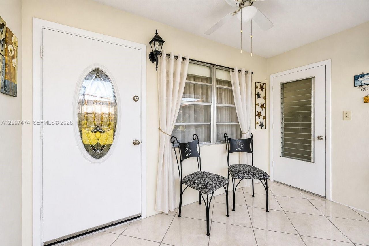 5300 Washington St, Unit H137, Hollywood, FL 33021 Photo