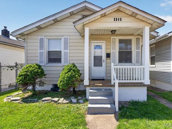 3940 Randall Street, St Louis, MO 63116