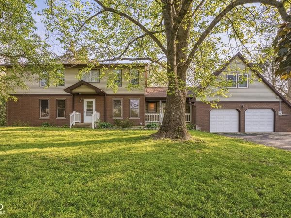 8 Mill Springs , Coatesville, IN 46121