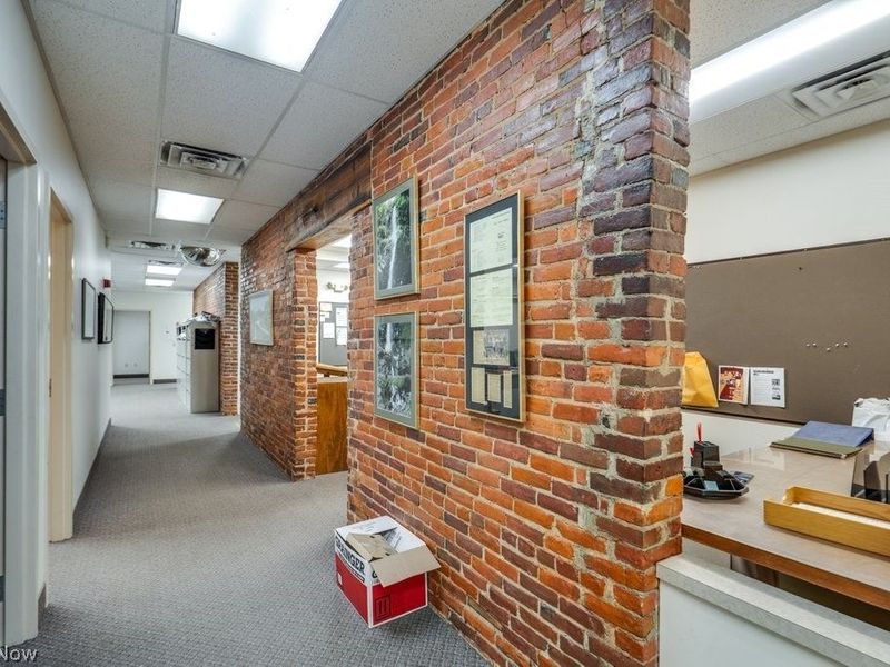 127 E Main Street, Ravenna, OH 44266 Photo 13