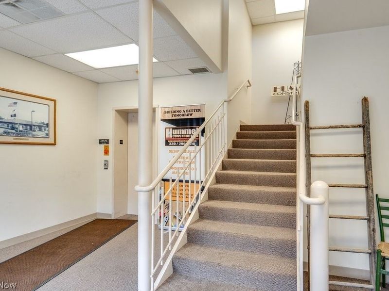 127 E Main Street, Ravenna, OH 44266 Photo 9