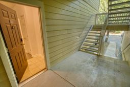 1600 Long Grove Drive photo 4