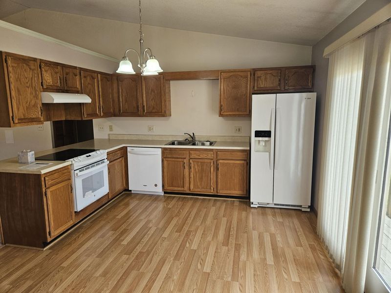 454 S Mumaugh Road, Lima, OH 45804 Photo 9