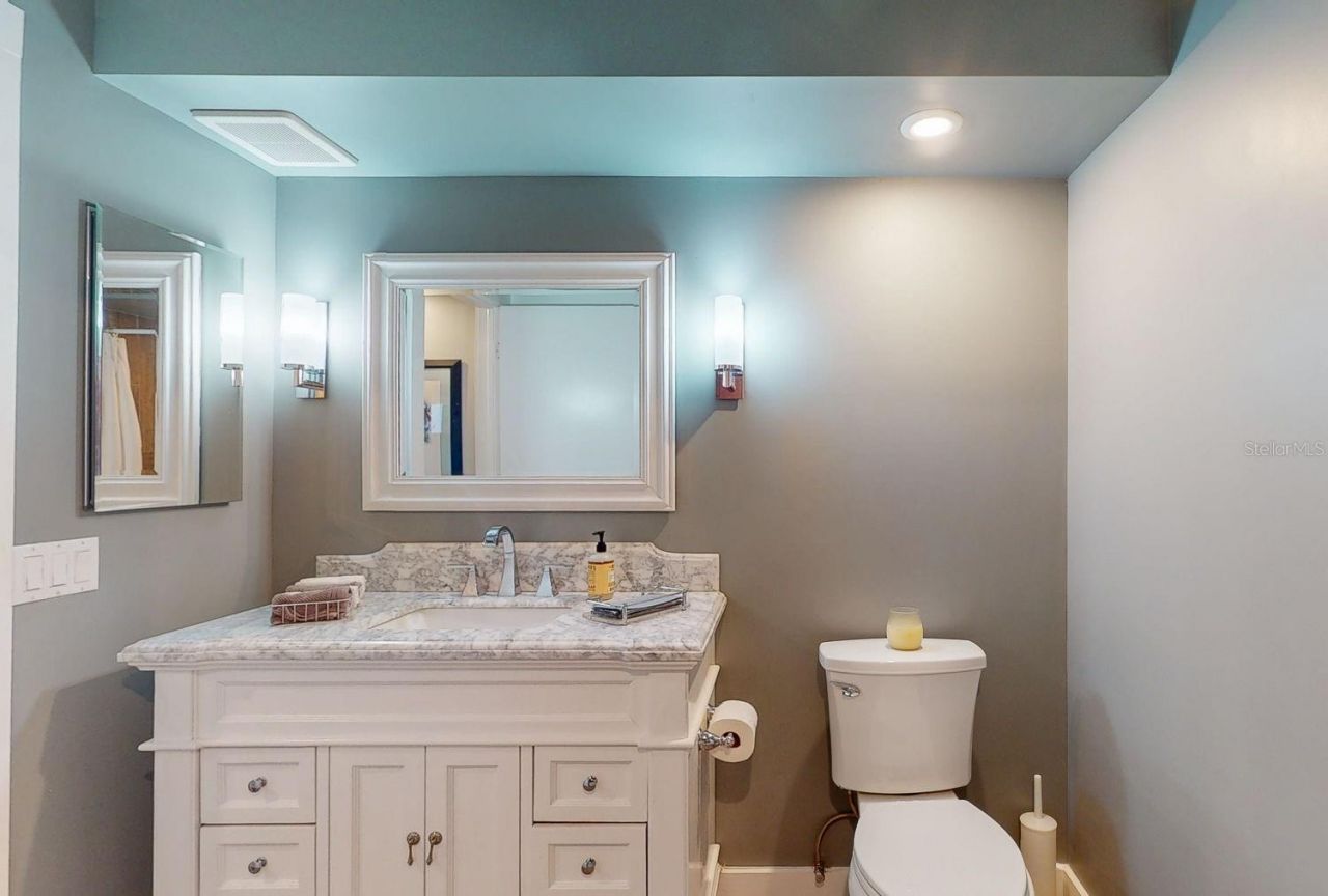1120 N Shore Drive Ne, Unit 501, Saint Petersburg, FL 33701 Photo