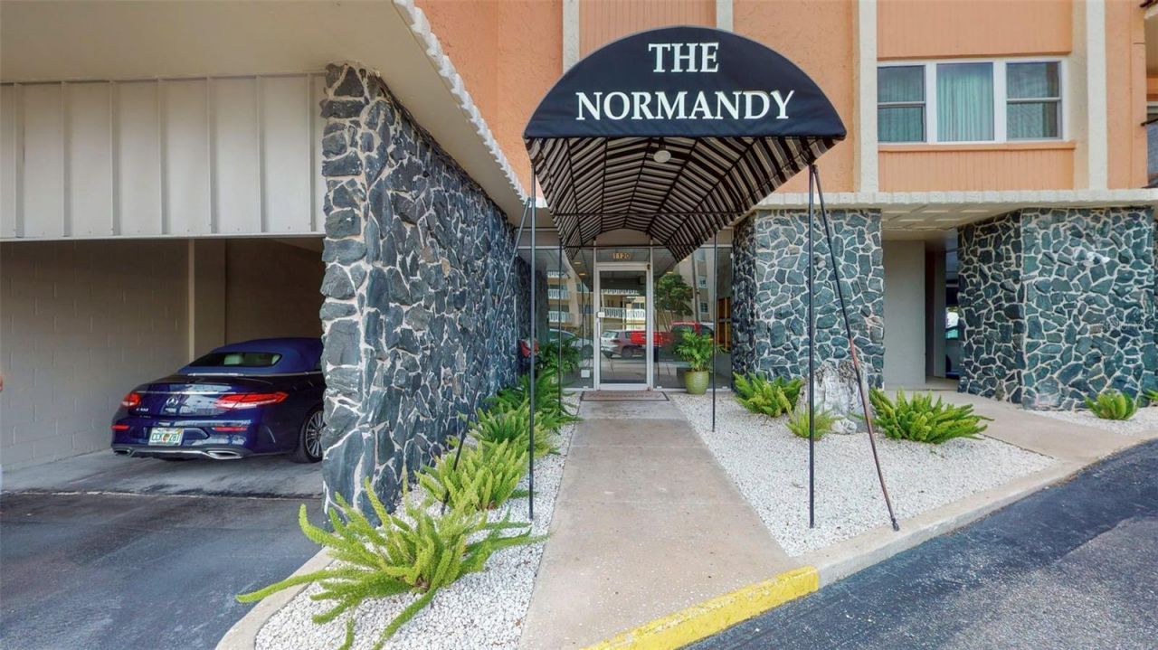 1120 N Shore Drive Ne, Unit 501, Saint Petersburg, FL 33701 Photo