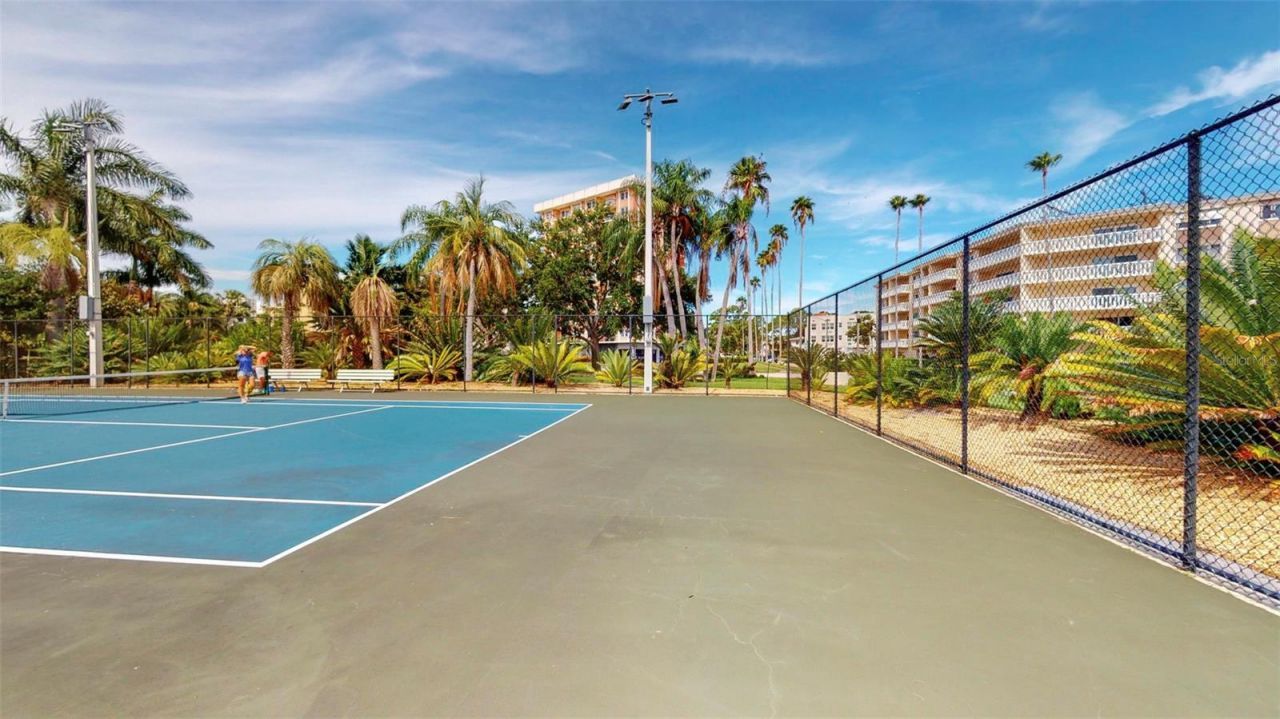 1120 N Shore Drive Ne, Unit 501, Saint Petersburg, FL 33701 Photo