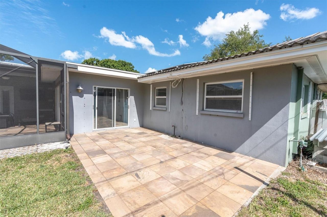 29 Southwind Drive, Belleair Bluffs, FL 33770 Photo