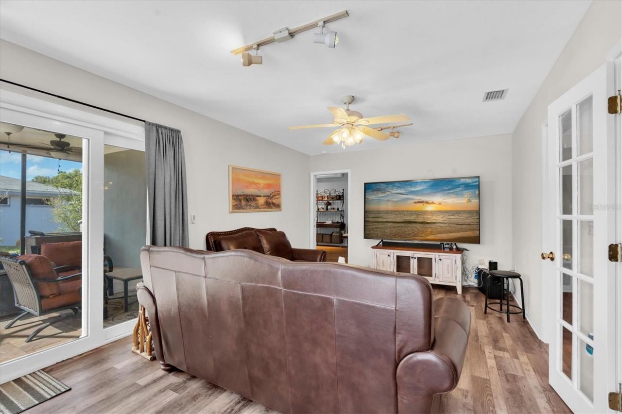 29 Southwind Drive, Belleair Bluffs, FL 33770 Photo