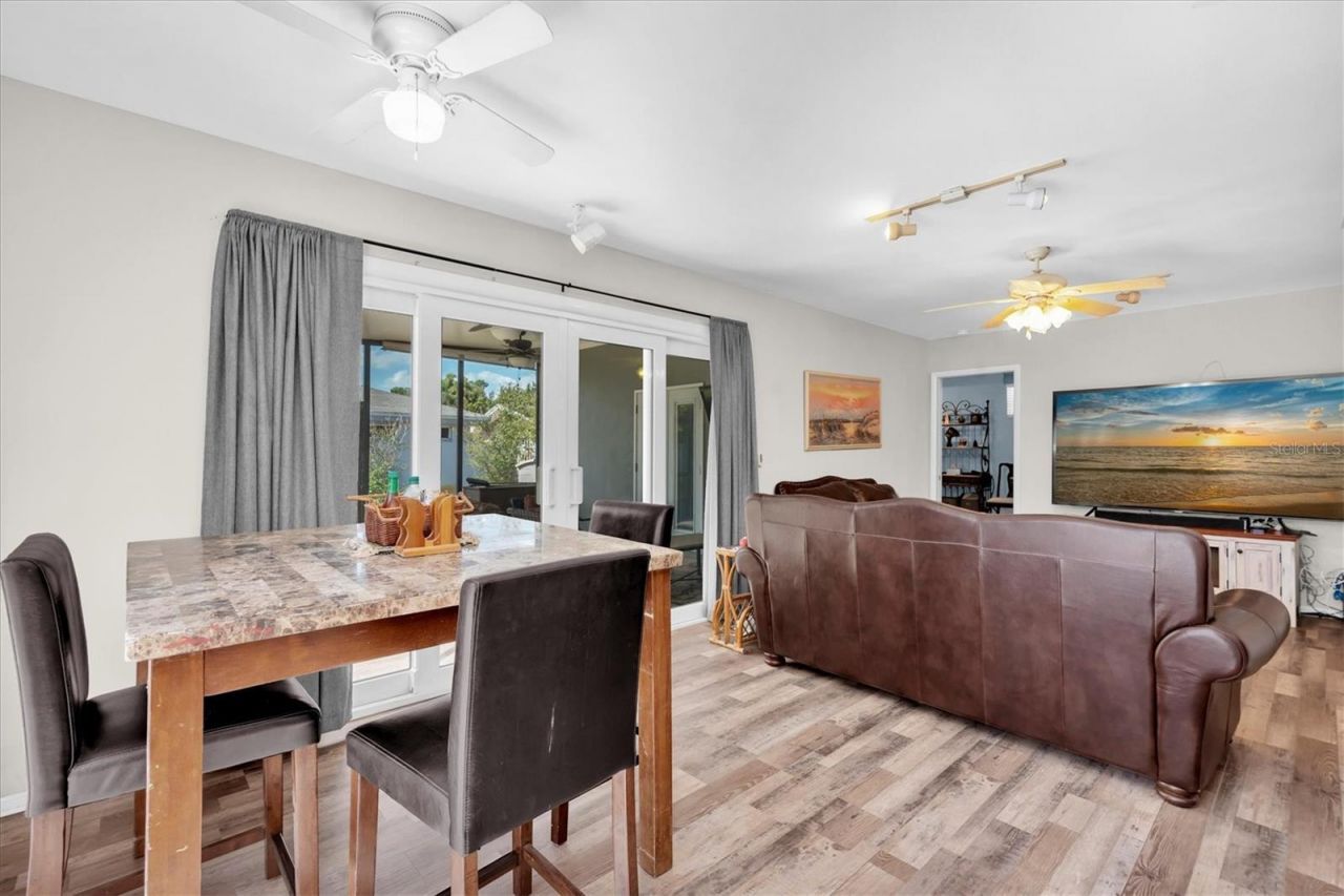 29 Southwind Drive, Belleair Bluffs, FL 33770 Photo