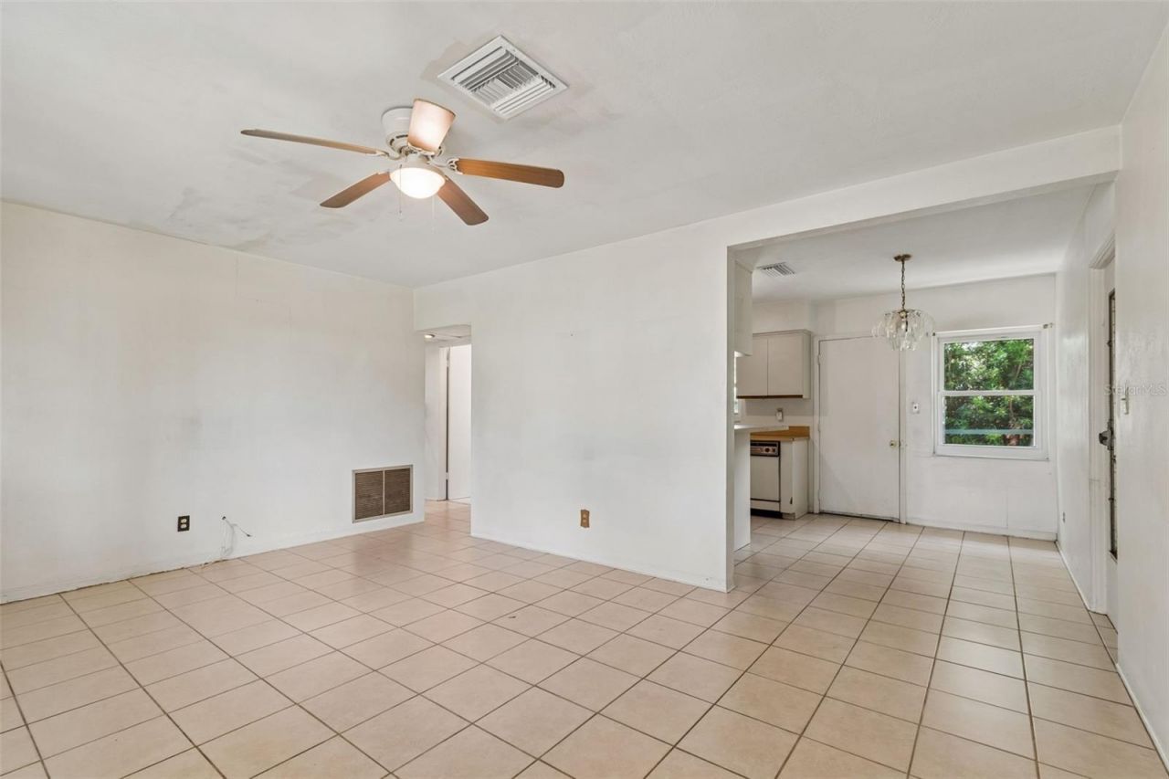 5336 33rd Avenue N, Saint Petersburg, FL 33710 Photo
