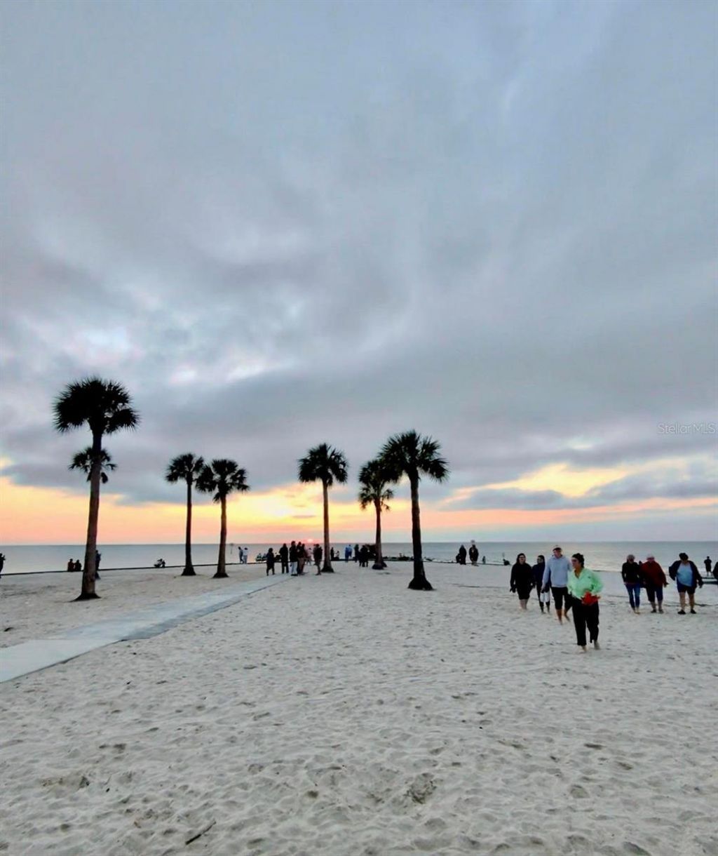 6448 W Richard Drive , Weeki Wachee, FL 34607 Photo