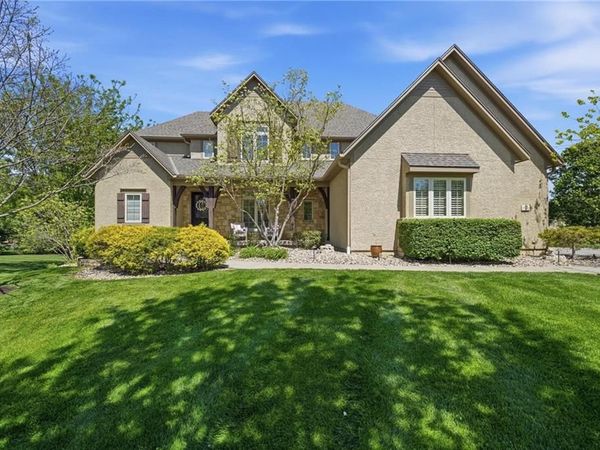 9404 W 156th Street, Overland Park, KS 66221