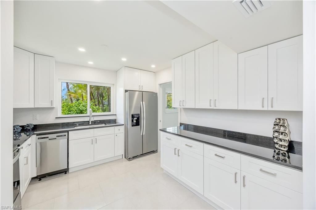 4180 Crayton Rd , Unit E4, Naples, FL 34103 Photo