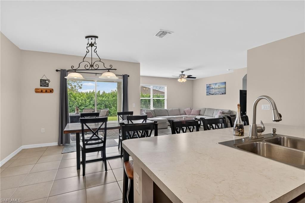 3425 Cancun Ct , Cape Coral, FL 33909 Photo
