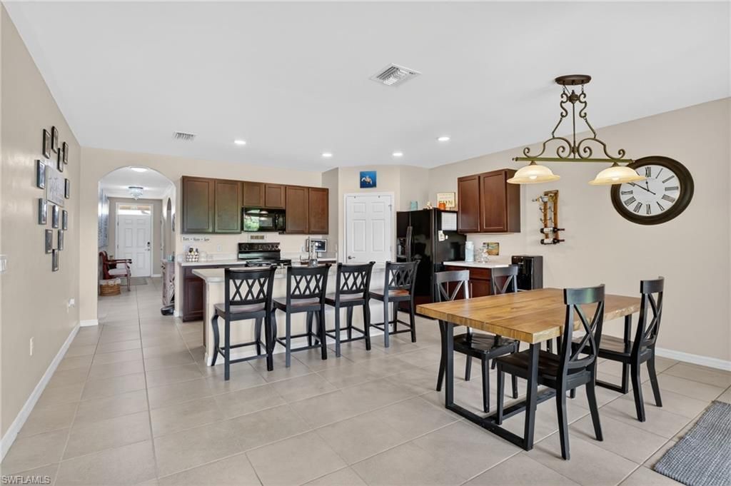 3425 Cancun Ct , Cape Coral, FL 33909 Photo