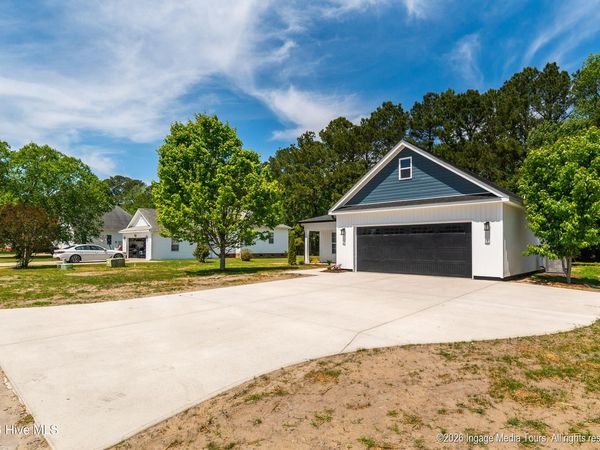 203 Adams Lane, Washington, NC 27889