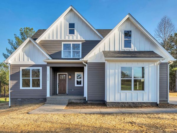 211 Beechwood Court W, Pegram, TN 37143