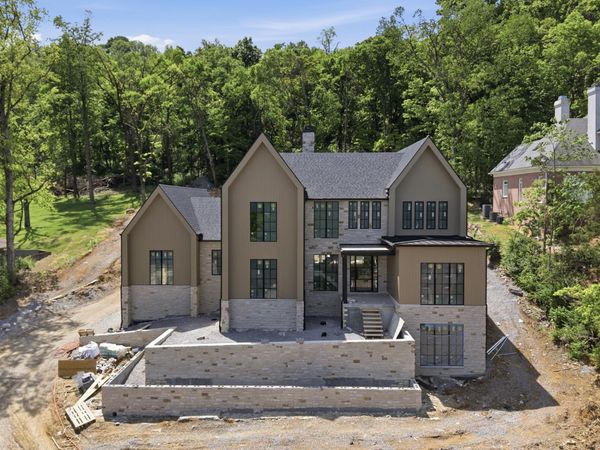 541 Turtle Creek Dr, Brentwood, TN 37027