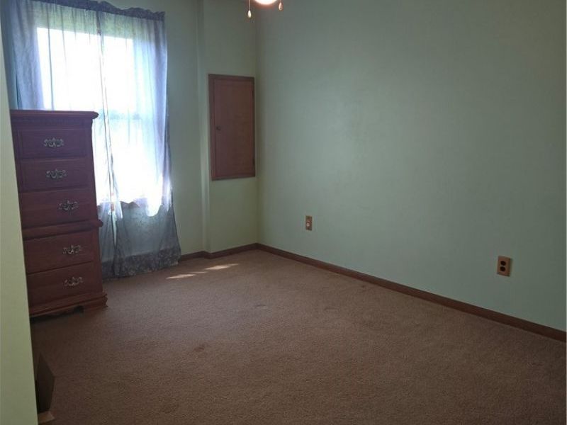 16763 Kinsman Road, Middlefield, OH 44062 Photo 4