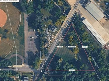 Walnut Avenue, Alliance, OH 44601