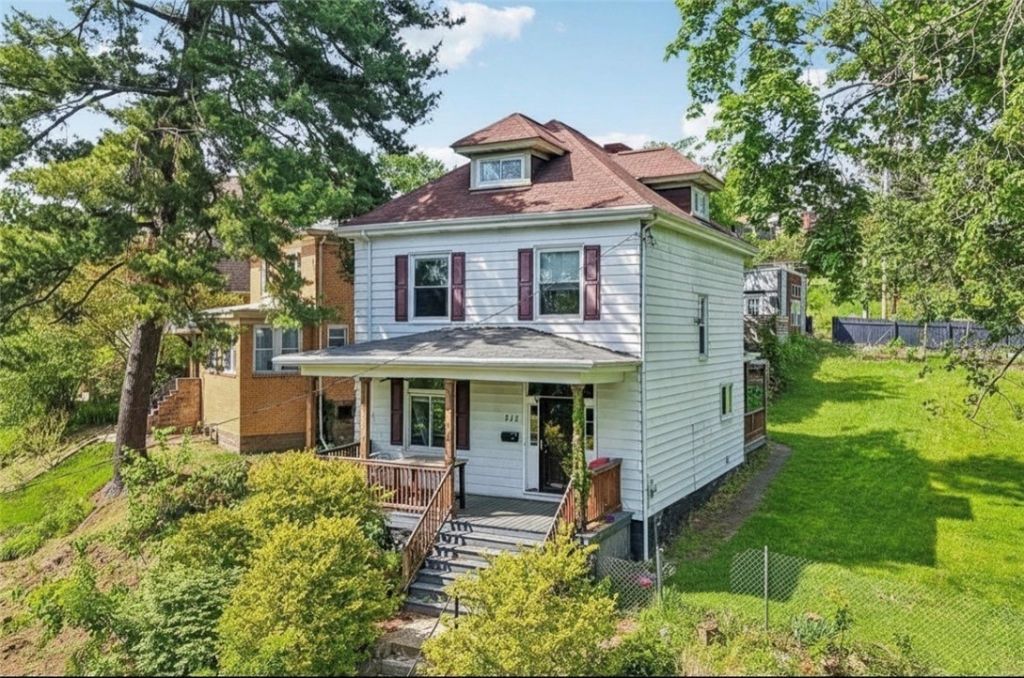 212 Platt Avenue, Pittsburgh, PA 15216 Main Photo