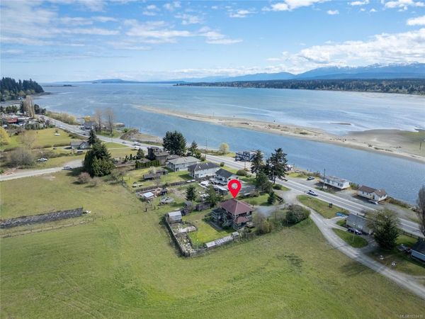 2854 Farm View Rd, Courtenay, BC V9N 9C7