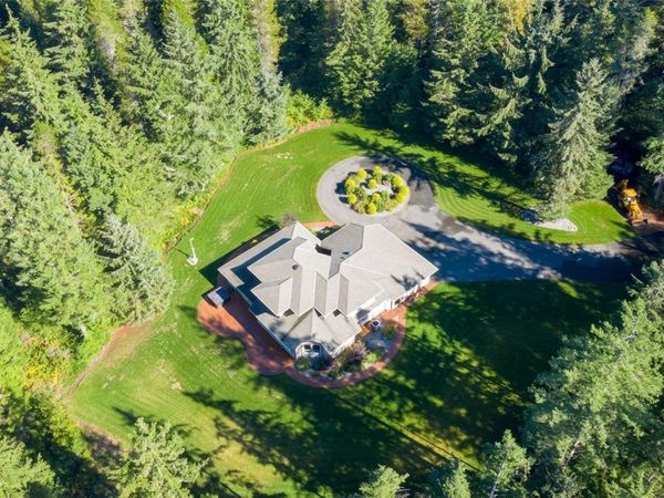5165 Duncan Bay Rd , Campbell River, BC V9H 1N6