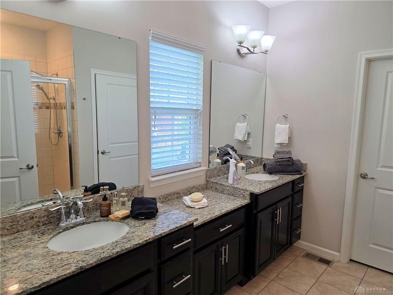 1979 Meadowsweet Drive, Lebanon, OH 45036 Photo 12