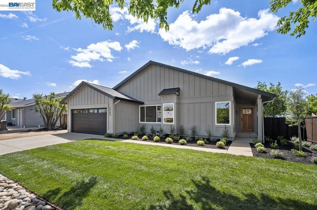5569 Haggin Oaks Ave, Livermore, CA 94551 Main Photo