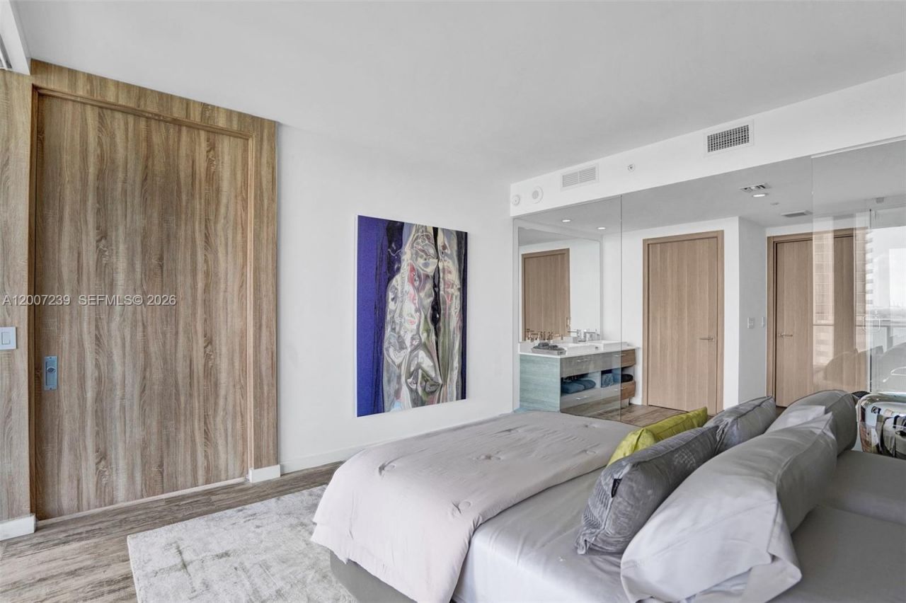 650 NE 32nd St , Unit 1001, Miami, FL 33137 Photo