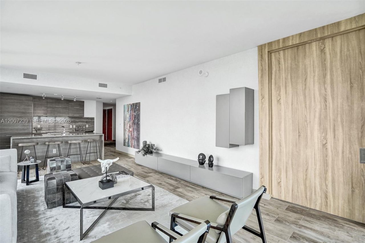 650 NE 32nd St , Unit 1001, Miami, FL 33137 Photo