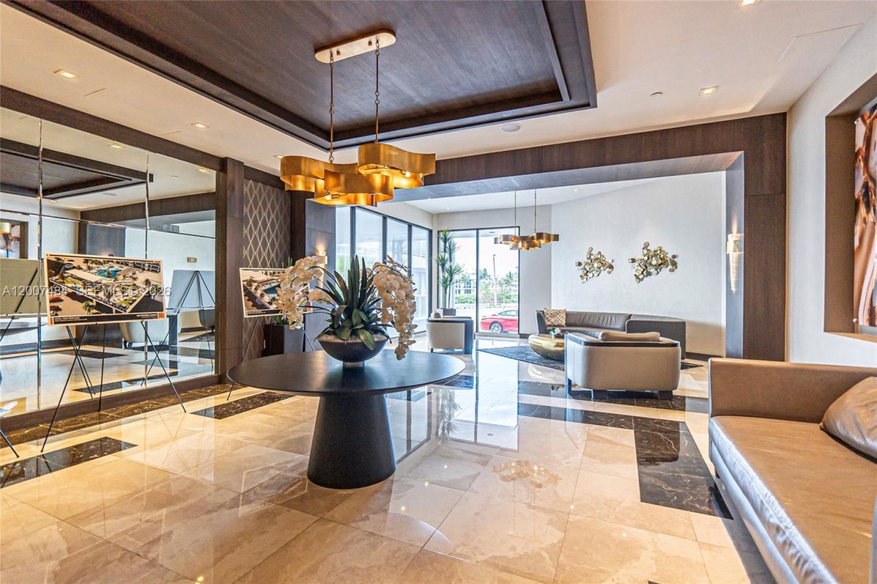 20505 E Country Club Dr , Unit 931, Aventura, FL 33180 Photo