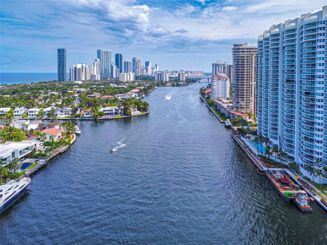 20505 E Country Club Dr , Unit 931, Aventura, FL 33180 Photo