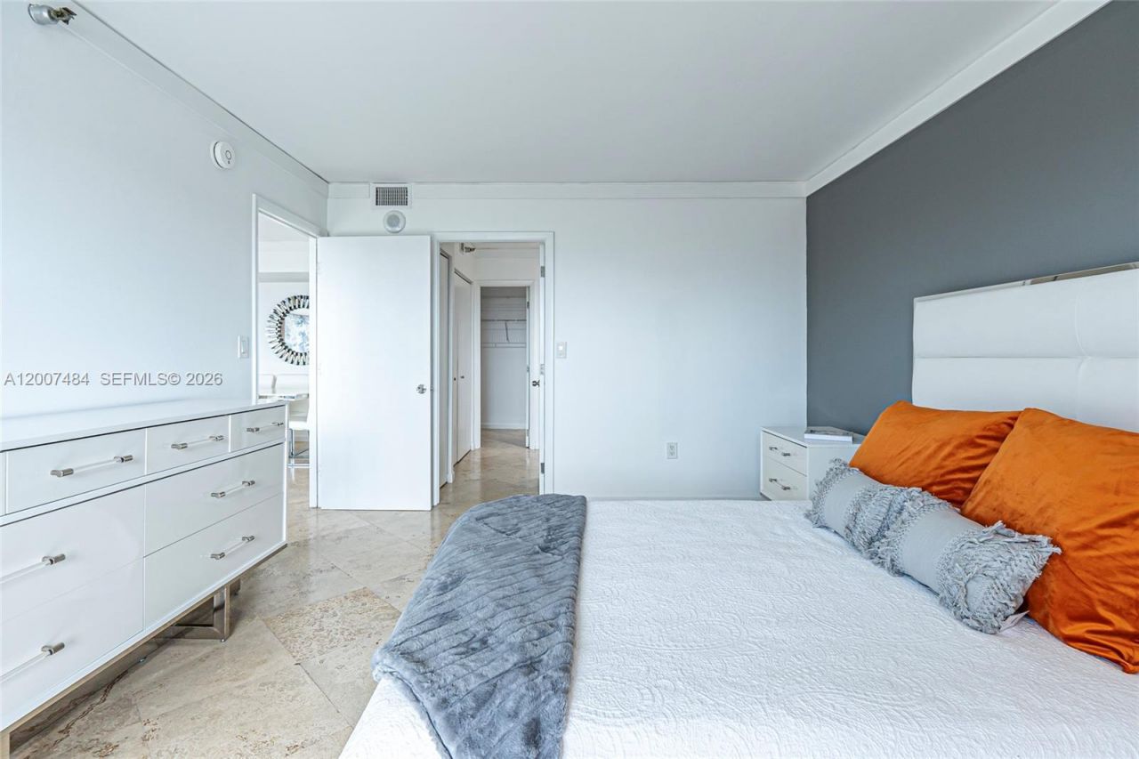 20505 E Country Club Dr , Unit 931, Aventura, FL 33180 Photo