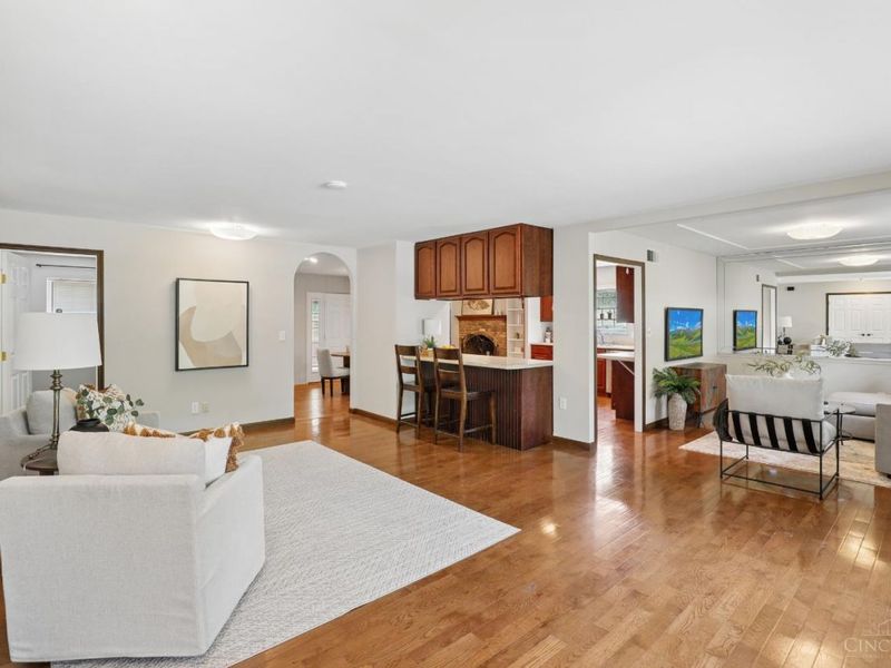 6707 Apache Way, West Chester, OH 45069 Photo 5