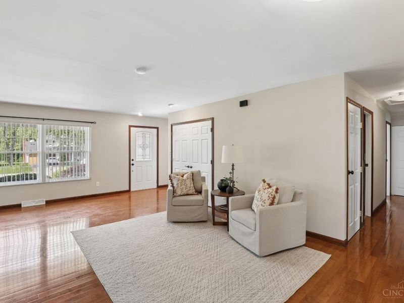 6707 Apache Way, West Chester, OH 45069 Photo 6