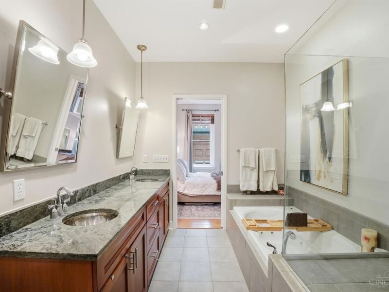 621 Main Street, Unit 4B, Cincinnati, OH 45202 Photo 25