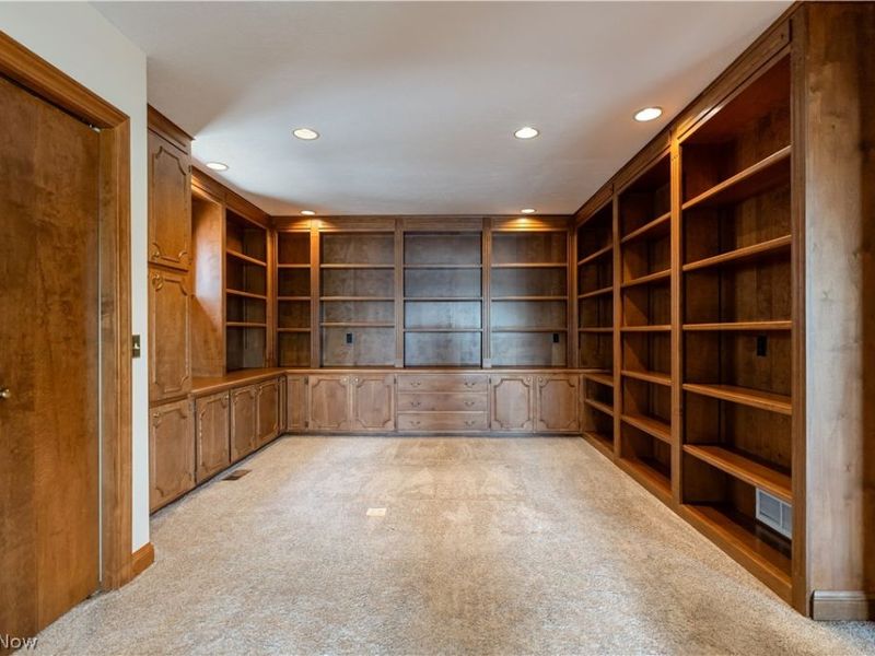 5453 East Boulevard NW, Canton, OH 44718 Photo 15