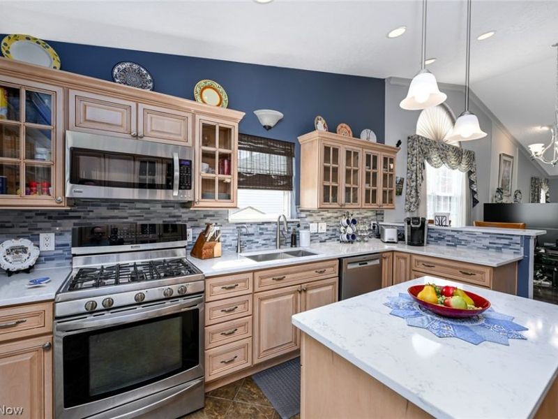 923 Elizabeth Court, Cuyahoga Falls, OH 44221 Photo 16