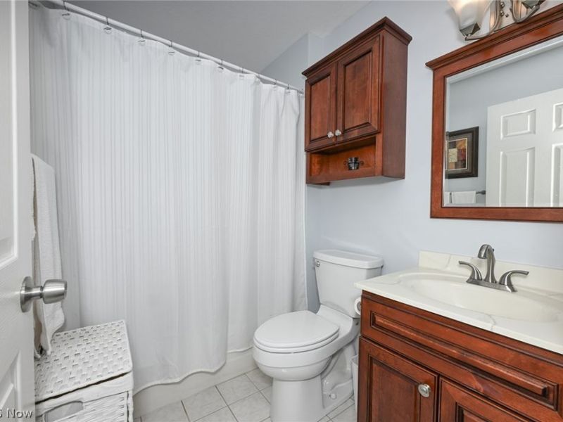 923 Elizabeth Court, Cuyahoga Falls, OH 44221 Photo 18