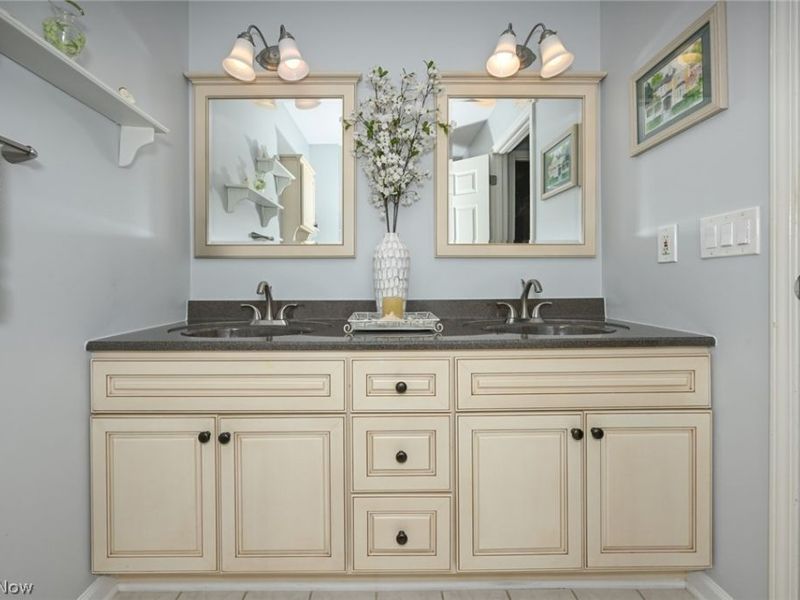 923 Elizabeth Court, Cuyahoga Falls, OH 44221 Photo 22