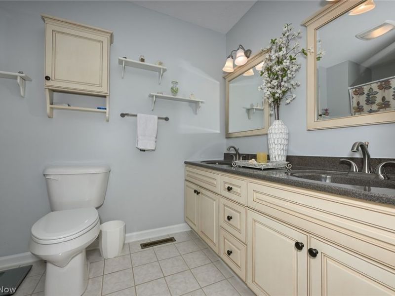 923 Elizabeth Court, Cuyahoga Falls, OH 44221 Photo 23