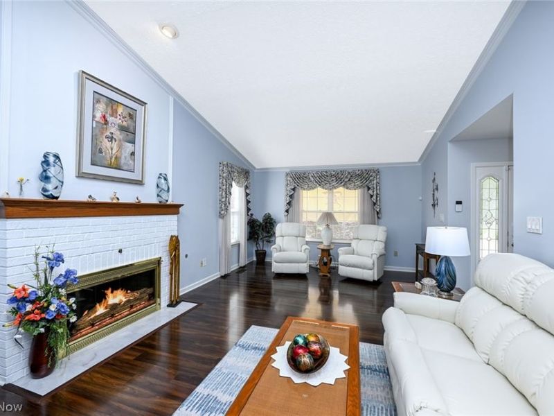 923 Elizabeth Court, Cuyahoga Falls, OH 44221 Photo 4