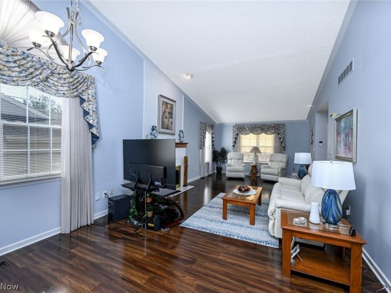 923 Elizabeth Court, Cuyahoga Falls, OH 44221 Photo 5