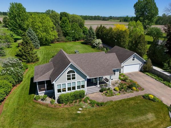 1600 West Shore Road, Isle La Motte, VT 05463