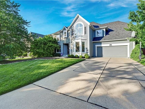 5412 W 132 Terrace, Overland Park, KS 66209