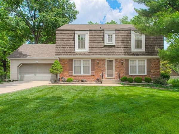 712 W 121st Street, Kansas City, MO 64145
