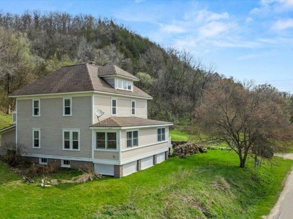 51888 Johnstown Rd, Utica, WI 54655