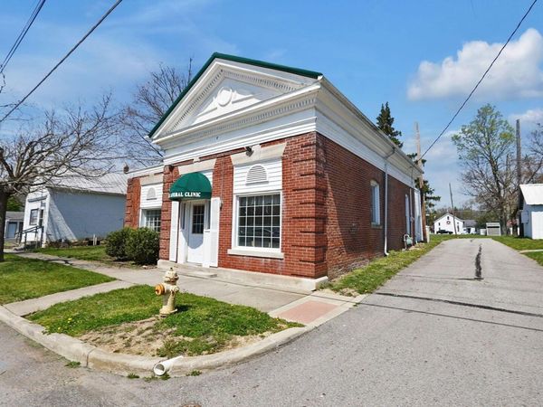 1032 Columbus Street , Harrisburg, OH 43126